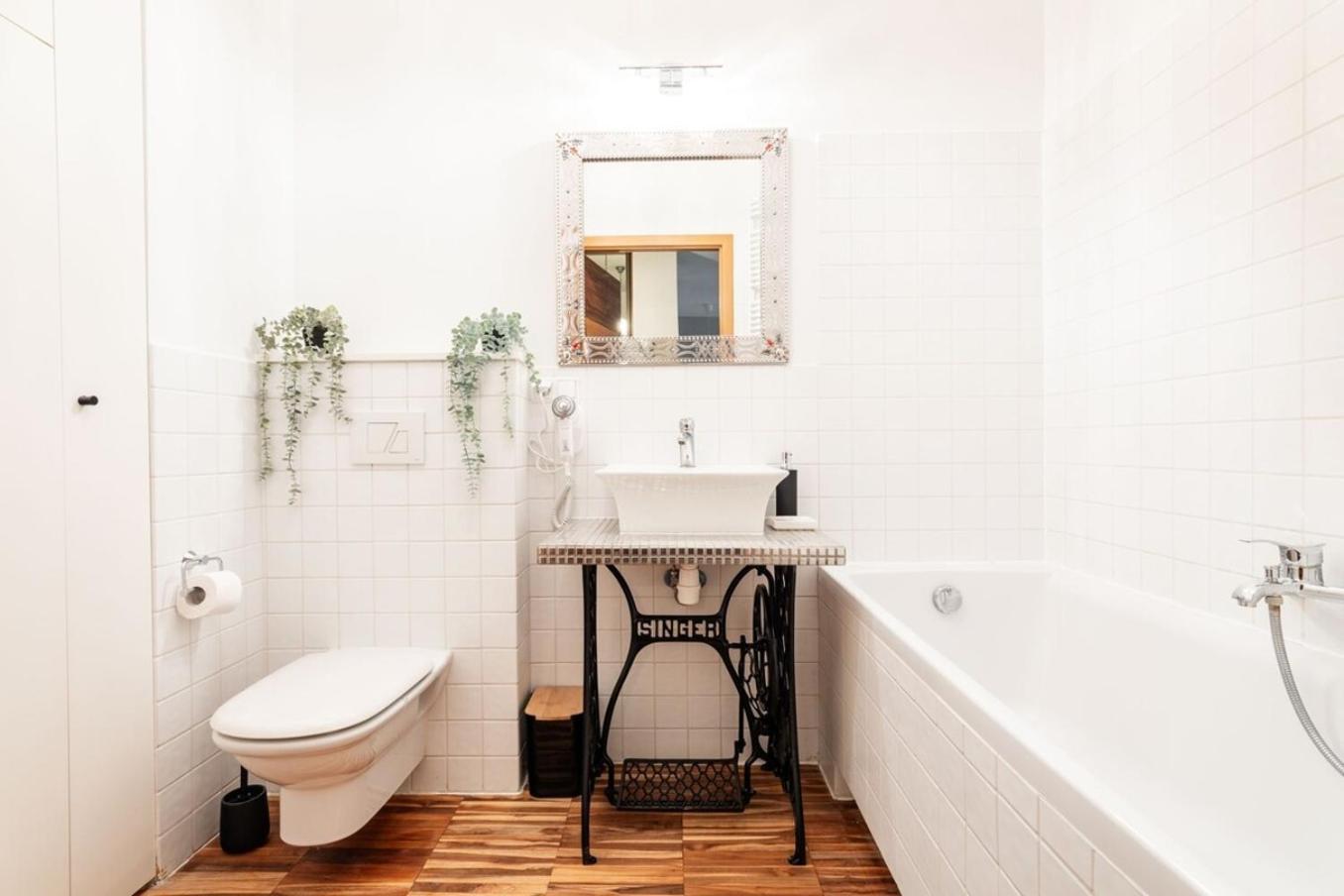 Apartment Goldenberry Mokotow